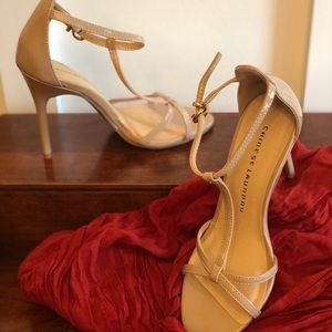 Chinese Laundry nude strappy heels size 7